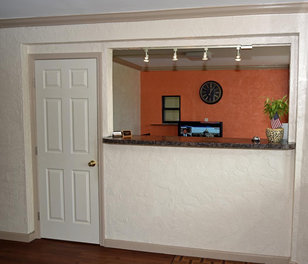 Bonifay Inn